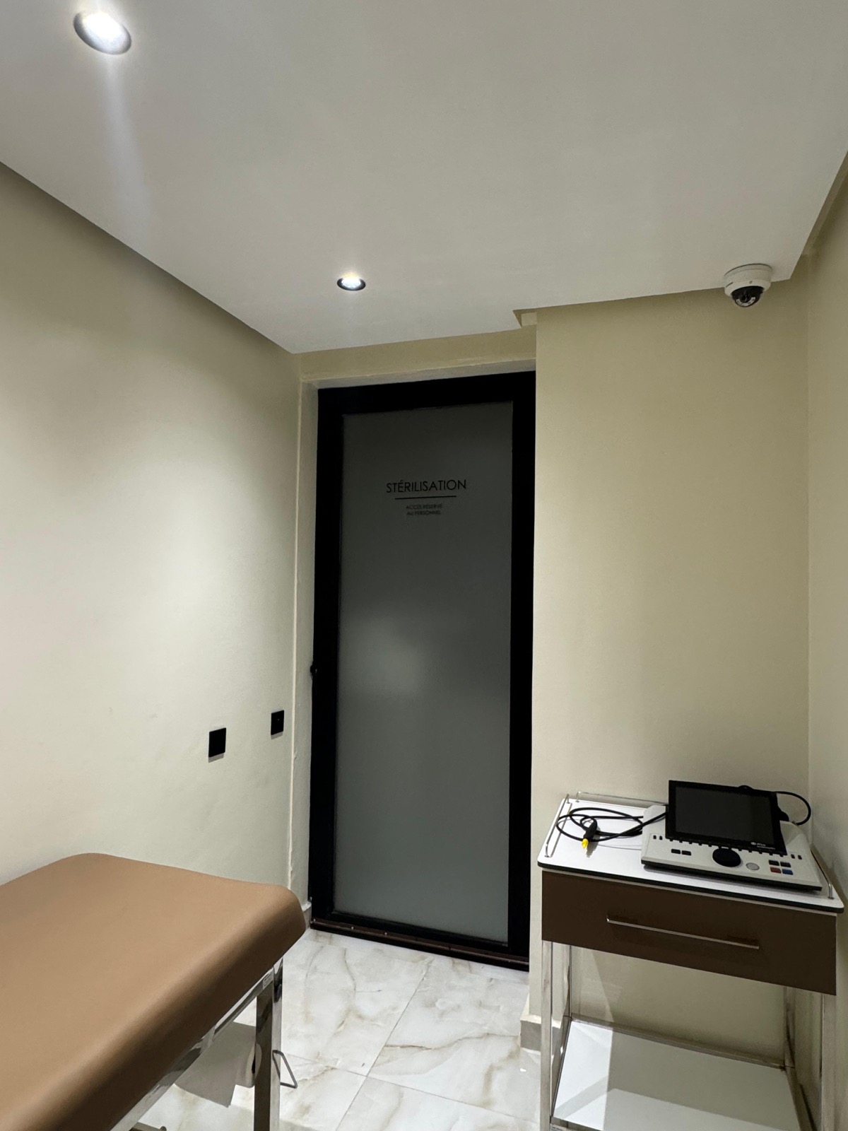 Salle d'Attente & Espace d'Accueil des Familles